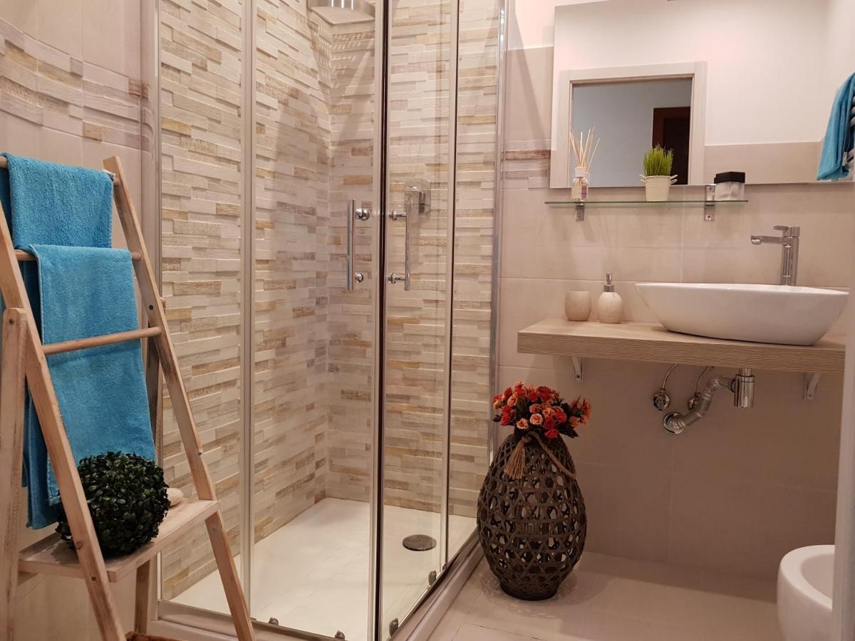 Martin Holiday Apartments Giardini Naxos Exterior foto