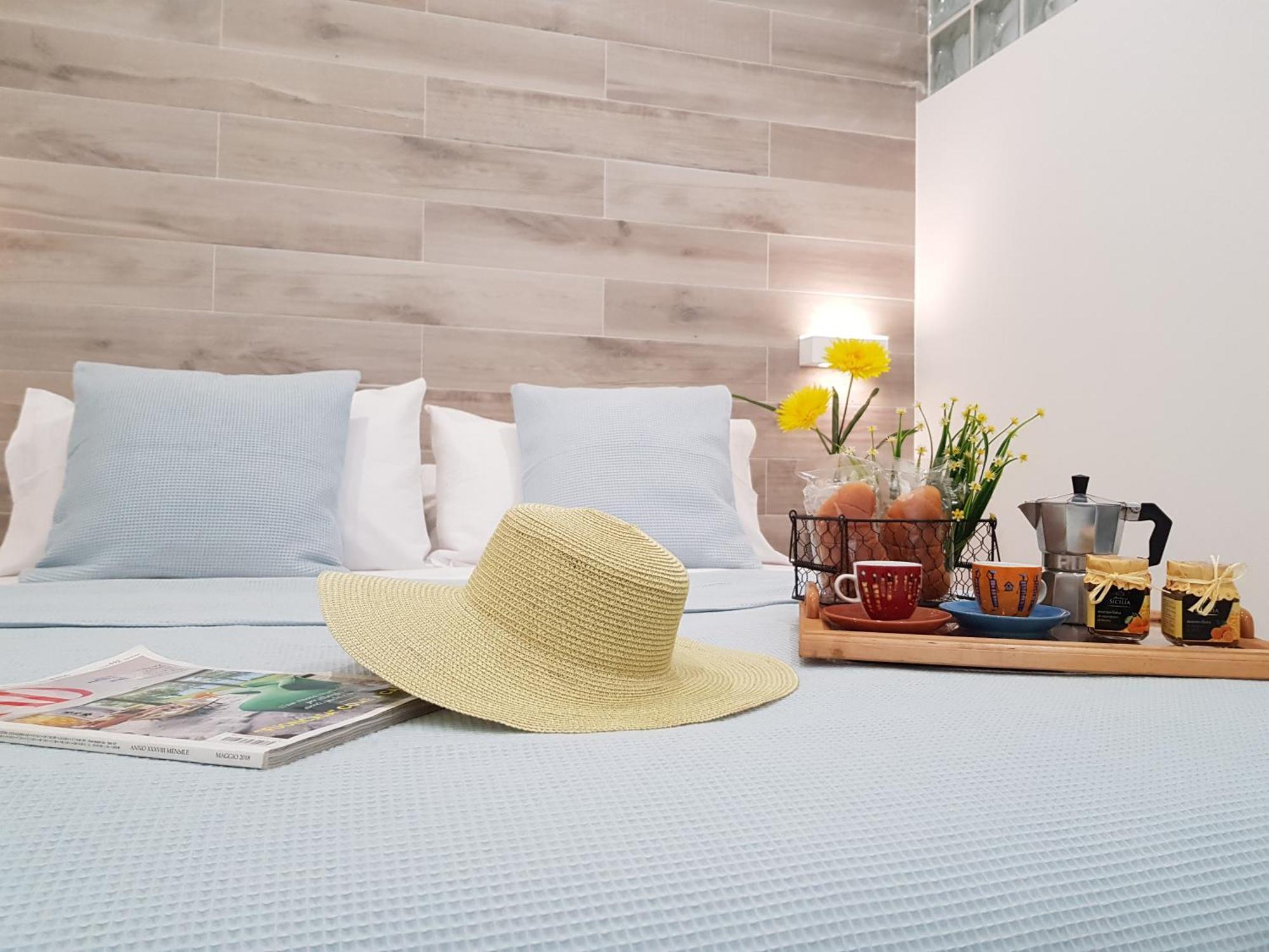 Martin Holiday Apartments Giardini Naxos Exterior foto