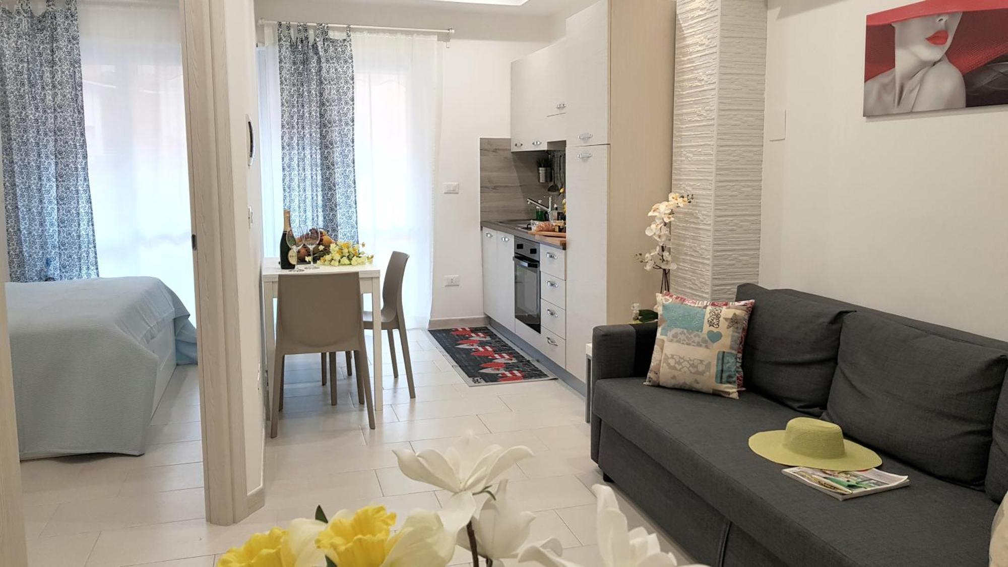 Martin Holiday Apartments Giardini Naxos Exterior foto